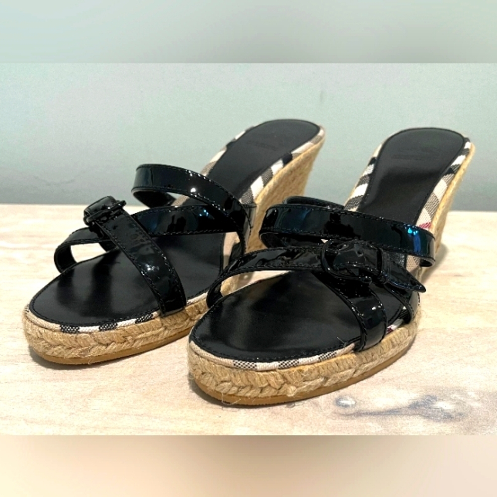 Burberry Black Patent Leather & Nova Check Espadrille Wedge Sandals Sz 4… NWOB‎